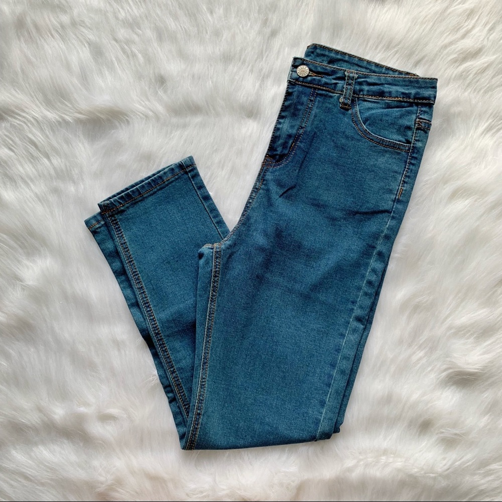 High Waisted Jeans
